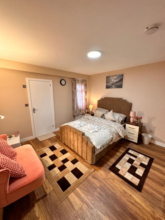 Canary Wharf Single Double And En-Suite Rooms Londres Exterior foto